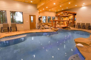 Mountain Views, Indoor Pool, Theater Room, and Fire Pit for 26!